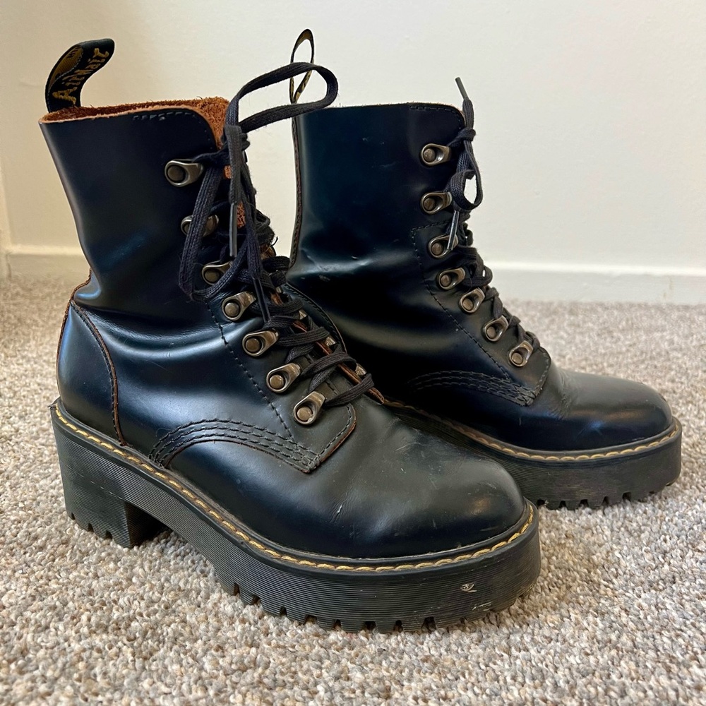 Dr. Marten Leona Vintage Smooth Leather Healed Boots